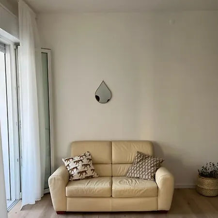 Апартаменты Casa Lorena Al Mare Con Terrazzo Римини