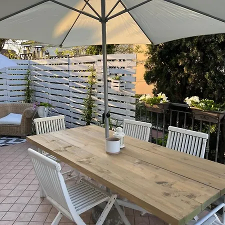 Casa Lorena Al Mare Con Terrazzo 아파트 *