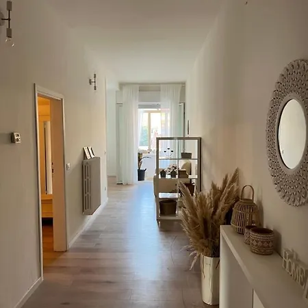 Casa Lorena Al Mare Con Terrazzo 아파트